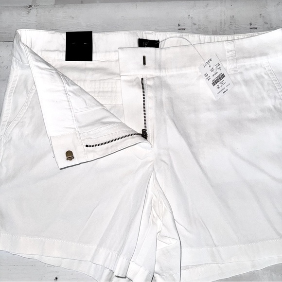 JCrew Factory Women’s 5” short, size 12 white - Picture 2 of 4